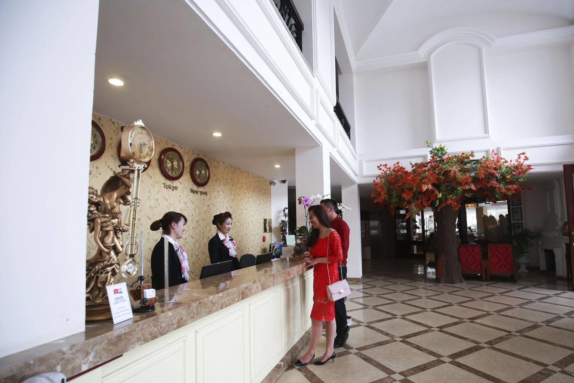 Ngoc Phat Dalat Hotel Exterior foto